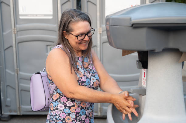 Best Affordable porta potty rental  in Wilton, IA